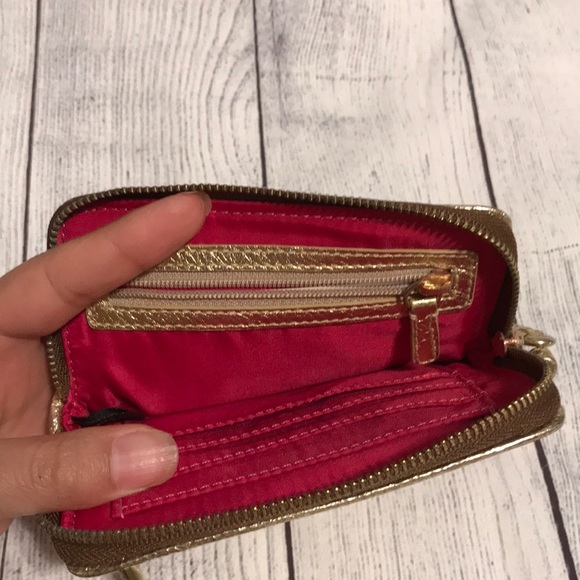 Coach Poppy Wallet gold wristlet - Picture 3 of 4